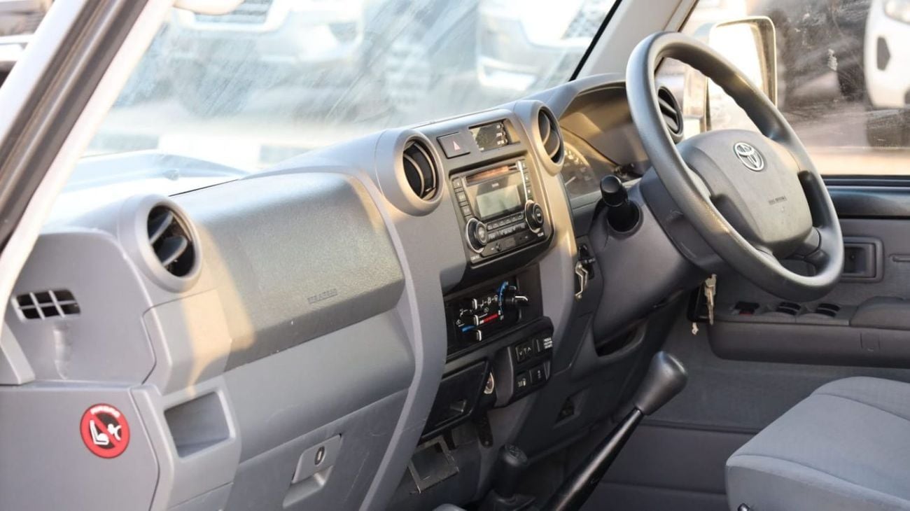 Toyota Land Cruiser Pick Up