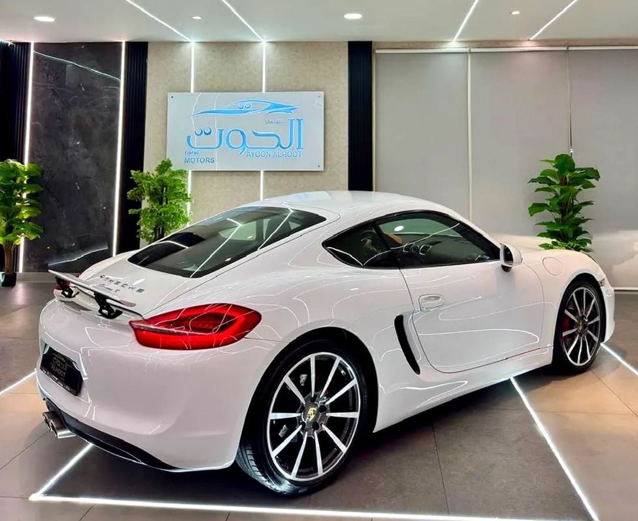 بورش كايمان S LOVELY S || HIGH OPTIONS || GCC || RECENTLY SERVICED || AWESOME INTERIOR