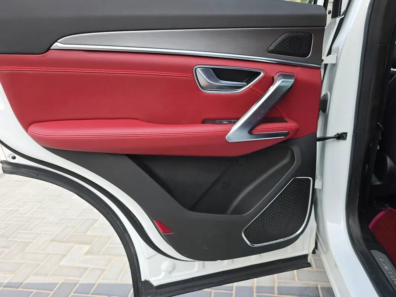 Jetour X70 Plus LUX GCC Specs | 7-Seater | Under Warranty