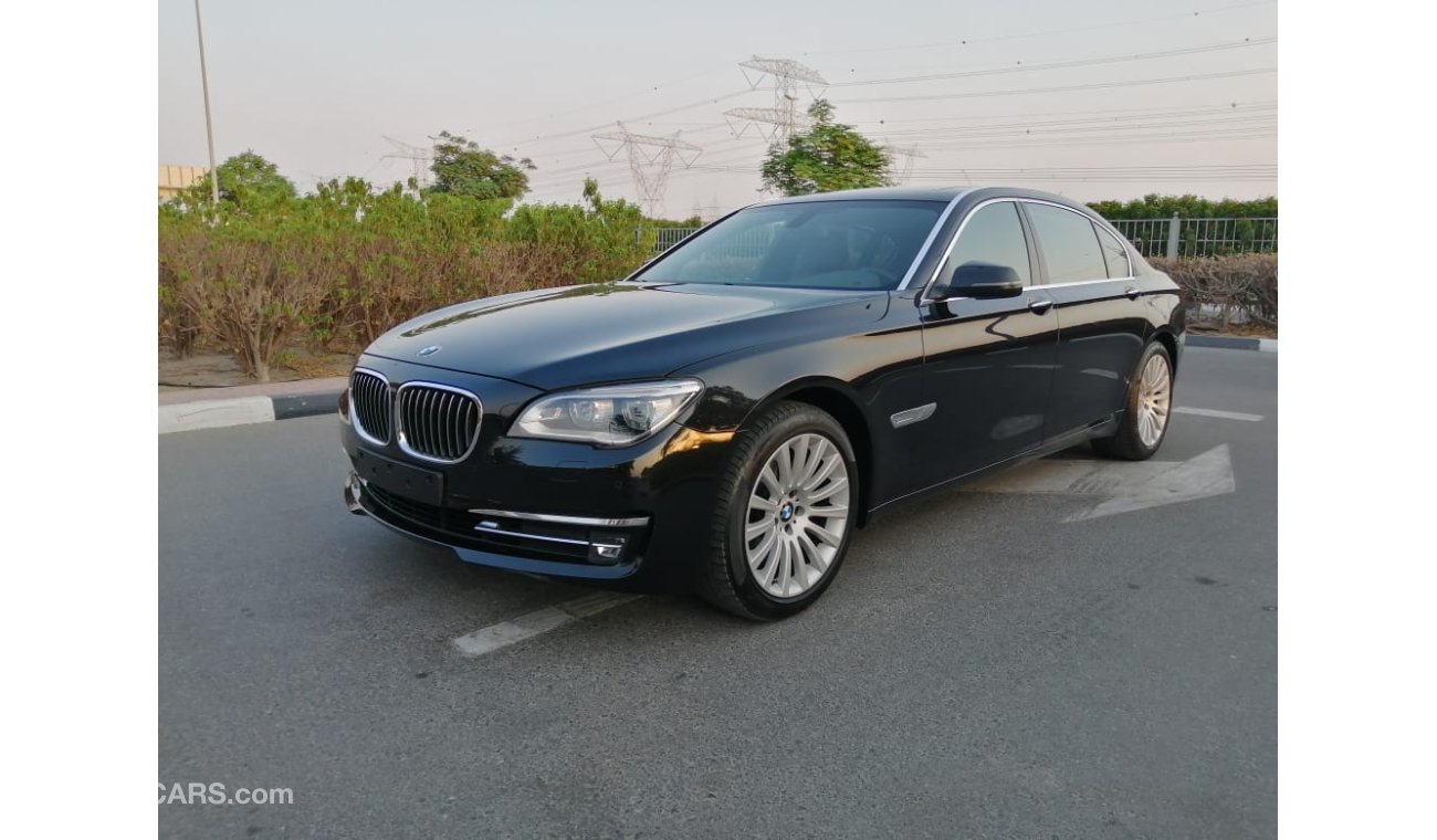 بي أم دبليو 730 LI V6 2015 GCC