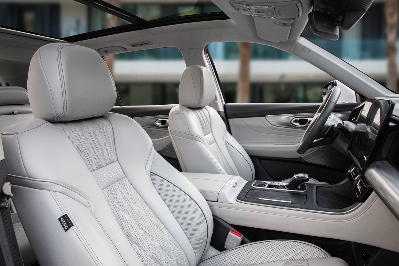 GAC GS8 GS8 GX | 1,567 P.M | 0% Downpayment | FACELIFT | 7 SEATS