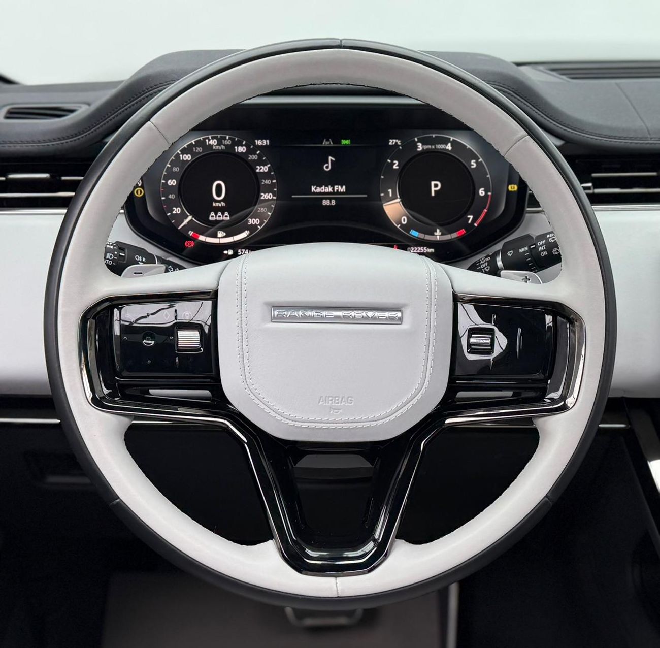 لاند روفر رينج روفر سبورت Dynamic HSE P400 3.0L 2024 Range Rover Sport HSE P400 ,Land Rover Warranty+Full Service History ,GCC