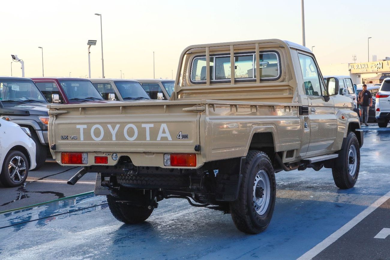 Toyota Land Cruiser Pick Up toyota land cruiser Single cab 4.0L 2024 manual