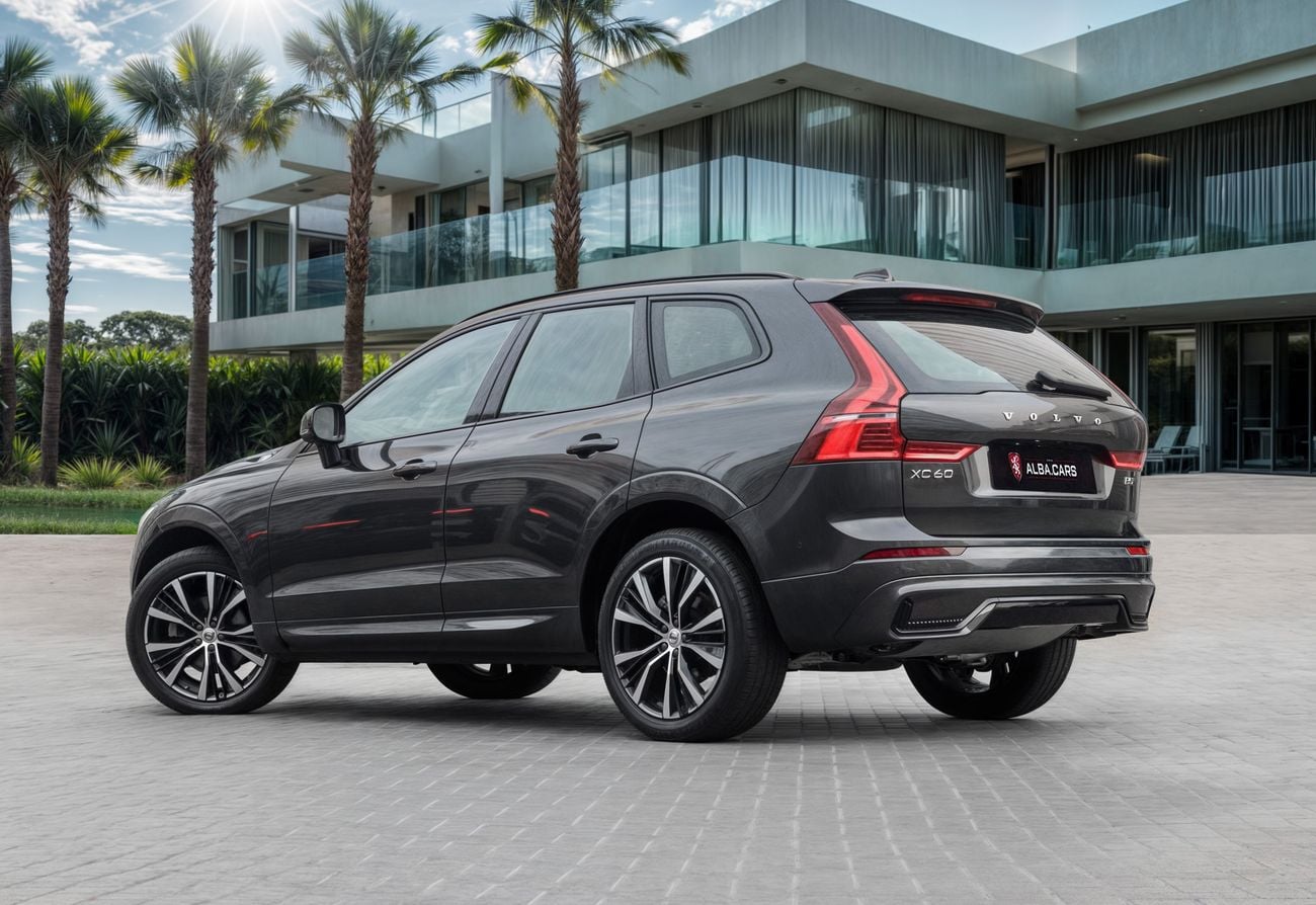 فولفو XC 60 B5 Ultimate Dark Volvo XC60 B5 Ultimate Dark