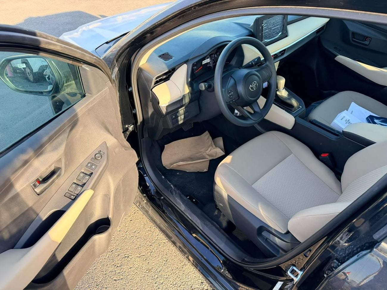 Toyota Yaris 2026 TOYOTA YARIS A/T BASIC OPTION GCC SPEC