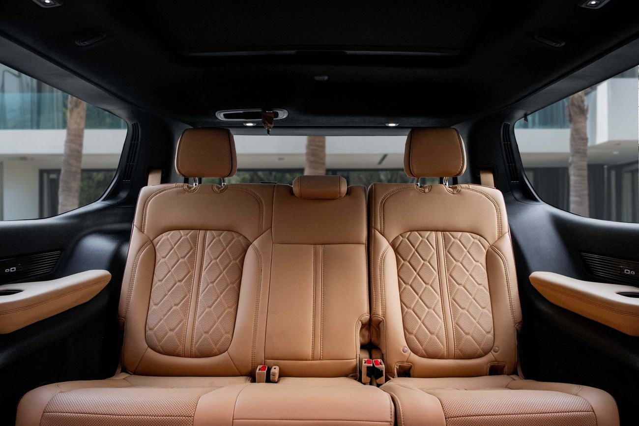 جيب جراند واجونير Series III Grand Wagoneer Series III | 3,232 P.M | 0% Downpayment | Excellent Condition!