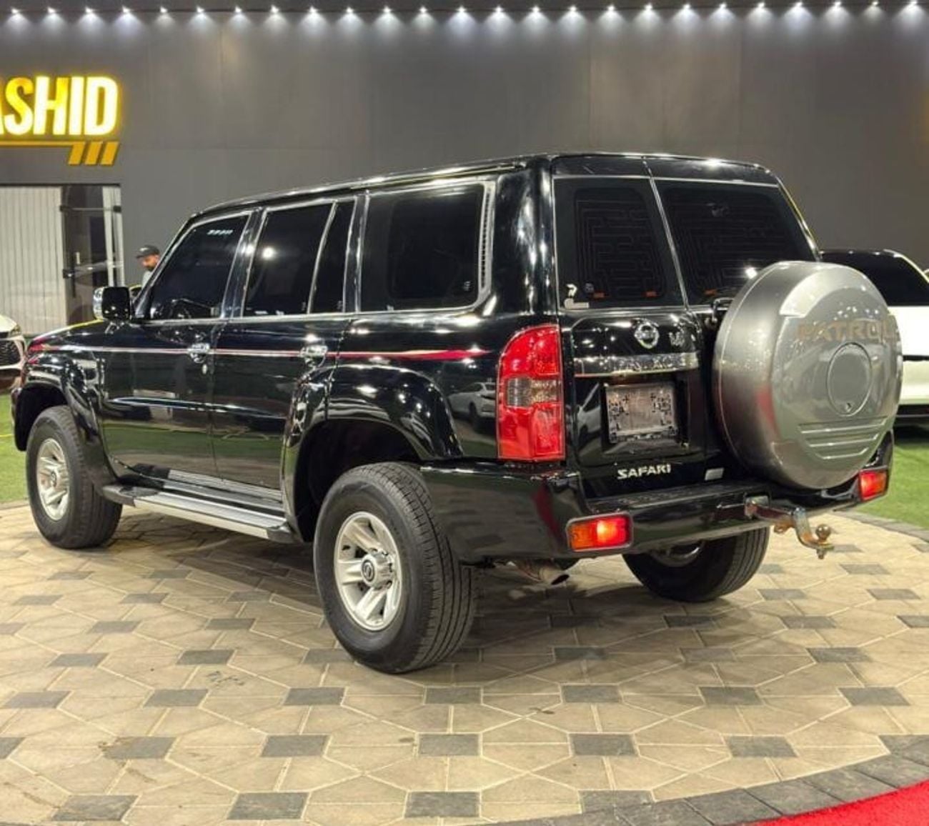 Nissan Patrol SUPER SAFARI
