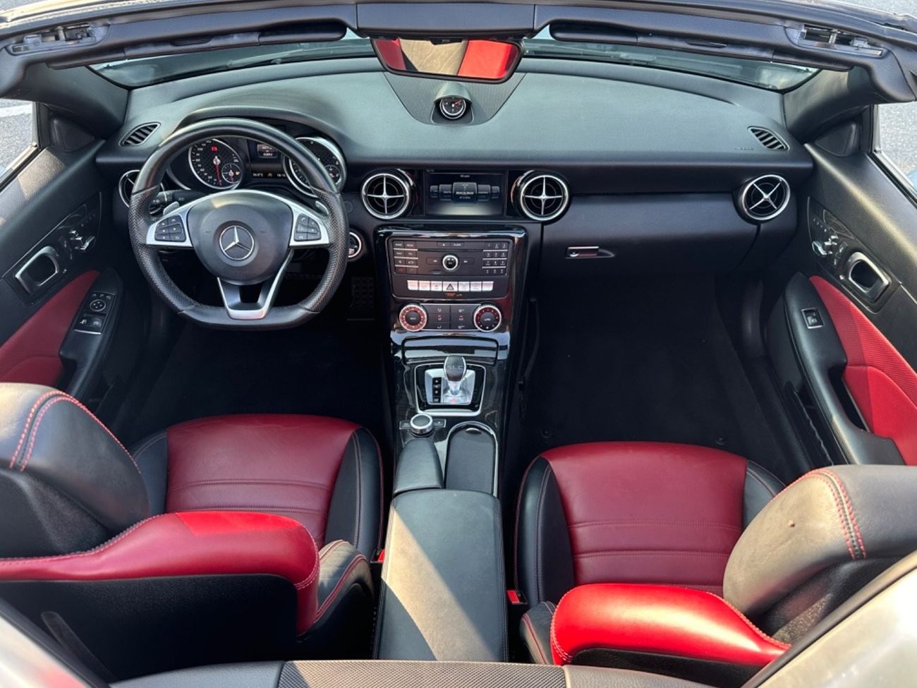 Mercedes-Benz SLC 200 Std