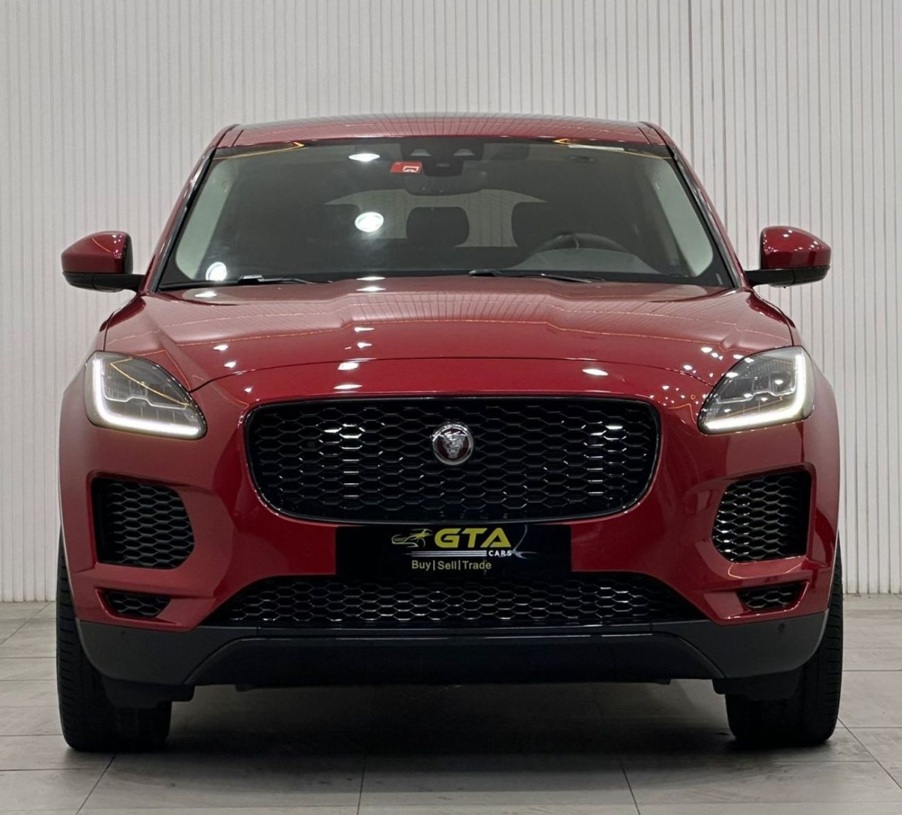 جاكوار E Pace SE P200 2.0L 2019 Jaguar E-Pace P200 SE AWD, Warranty, Full Jaguar Service History, GCC