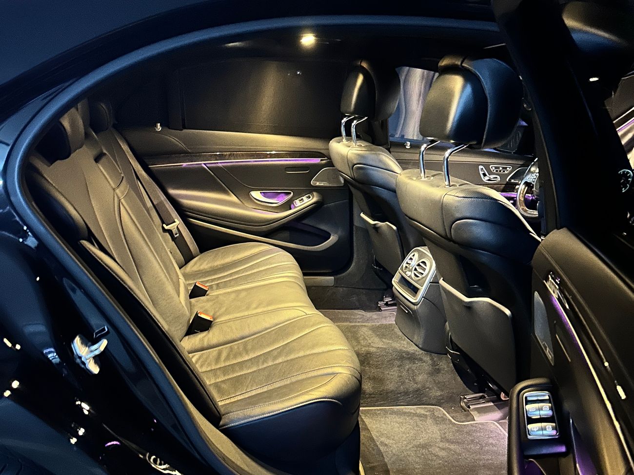 مرسيدس بنز S 550