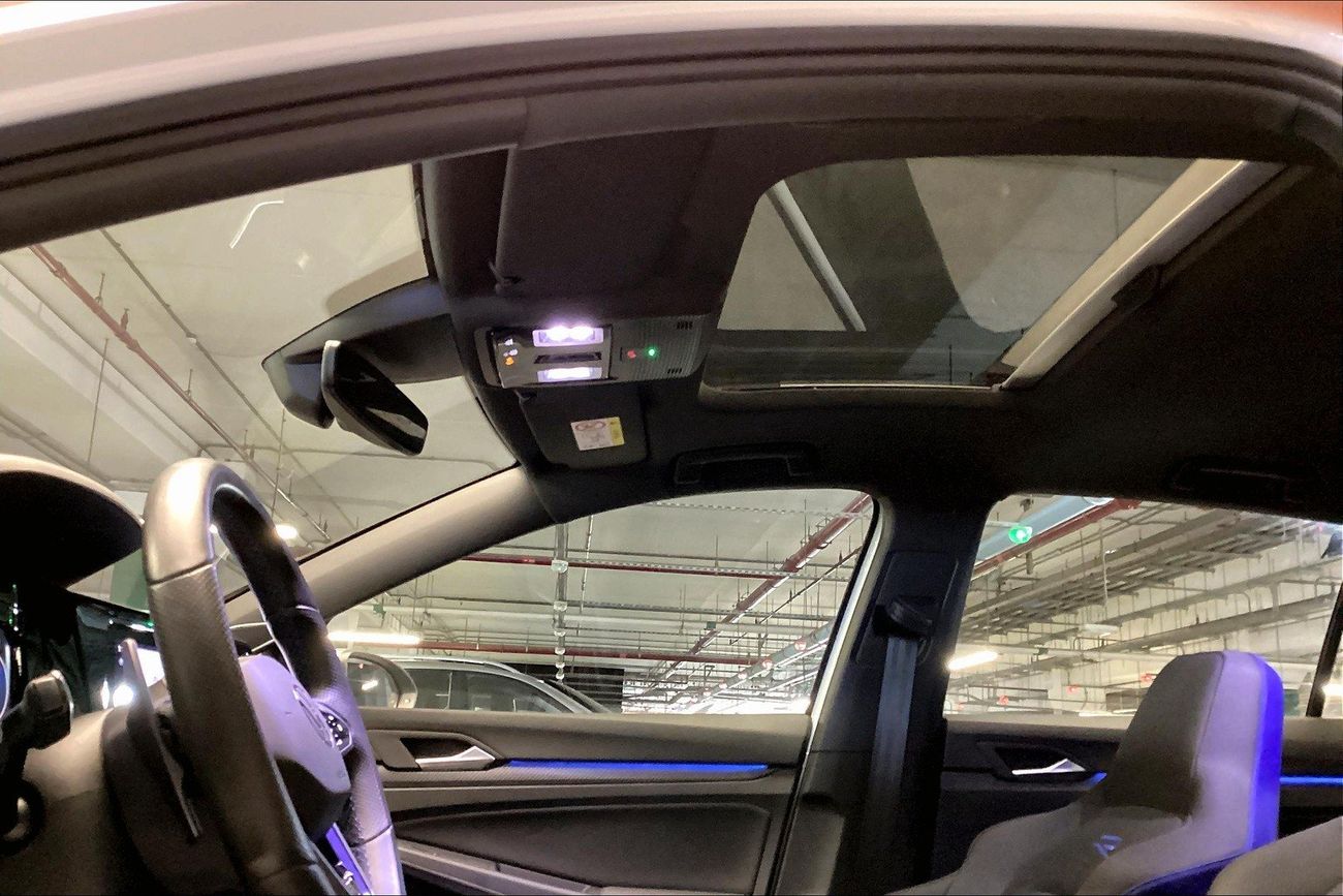 فولكس واجن جولف R | National Day Celebration | شامل الضمان | 0 ﺪﻔﻋﺓ ﺃﻮﻟﻯ