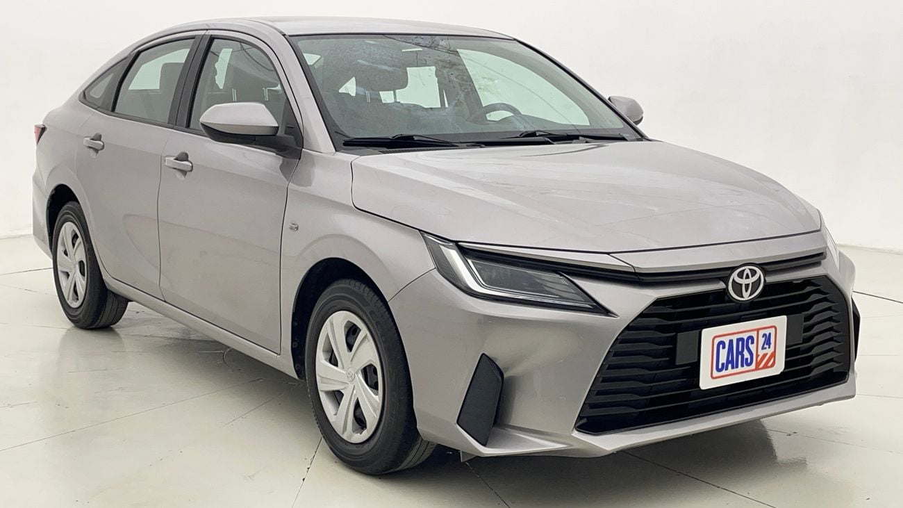 تويوتا يارس E 1.5 | بدون دفعة مقدمة | اختبار القيادة في المنزل