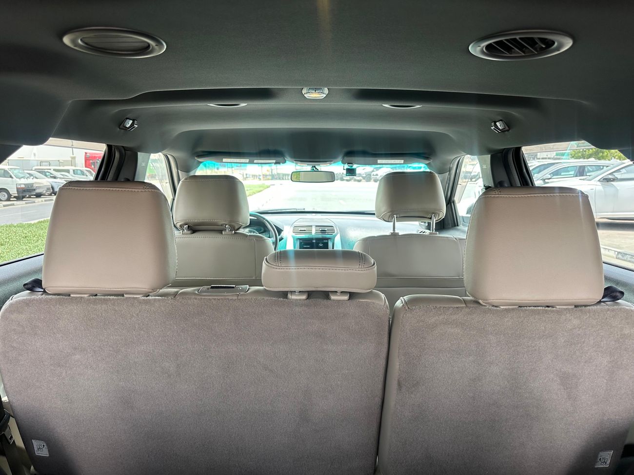 فورد إكسبلورر XLT V4