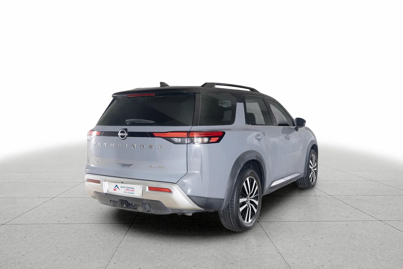 Nissan Pathfinder SL 3.5