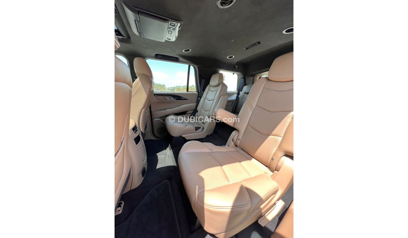 كاديلاك إسكالاد Cadillac Escalade Platinum  Head-UP Display  Full option  GCC 2020  Under Warranty