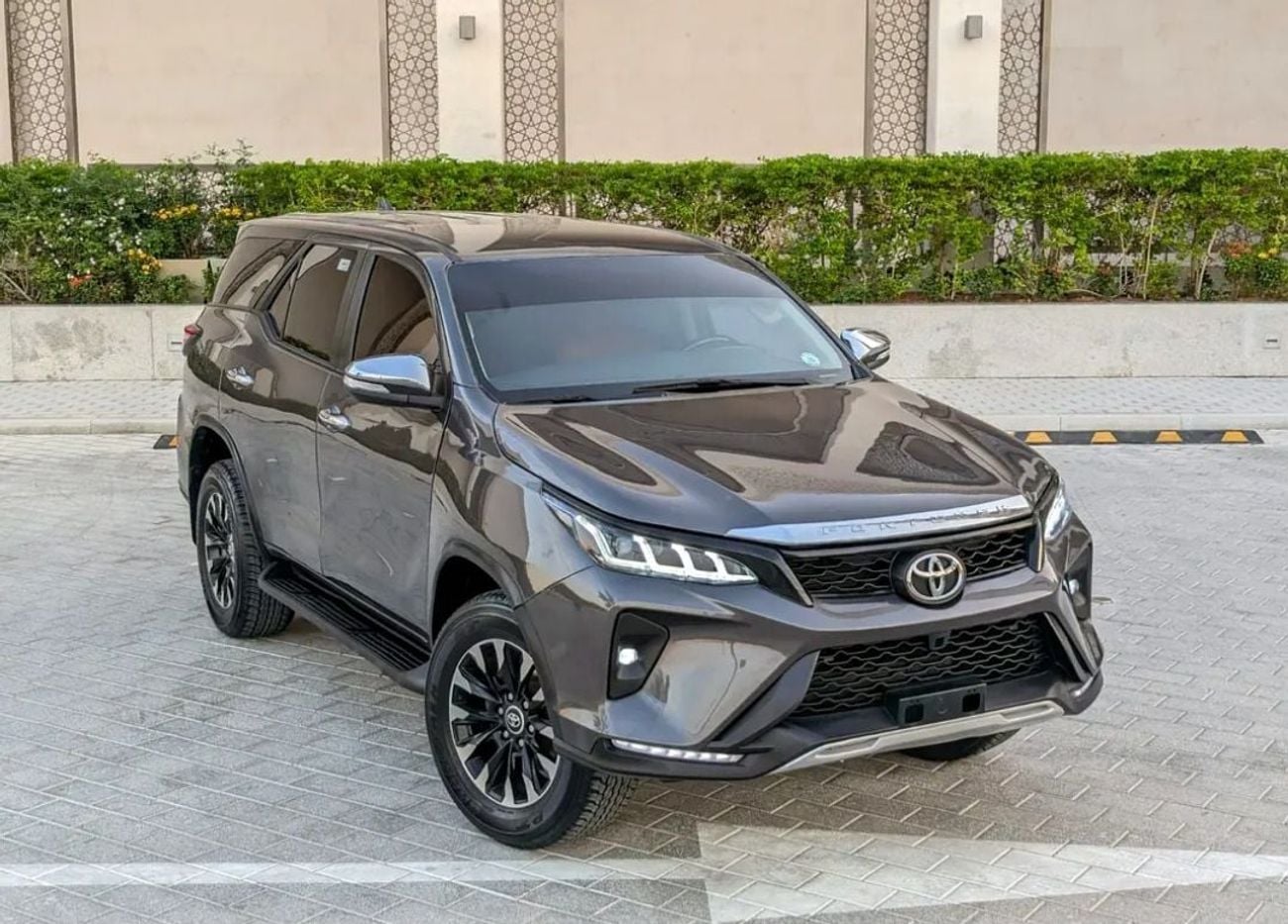 Toyota Fortuner Toyota Fortuner EXR 2016model Modified 2025Model v4 2.7L Engine Colour Grey interior Brown leather s