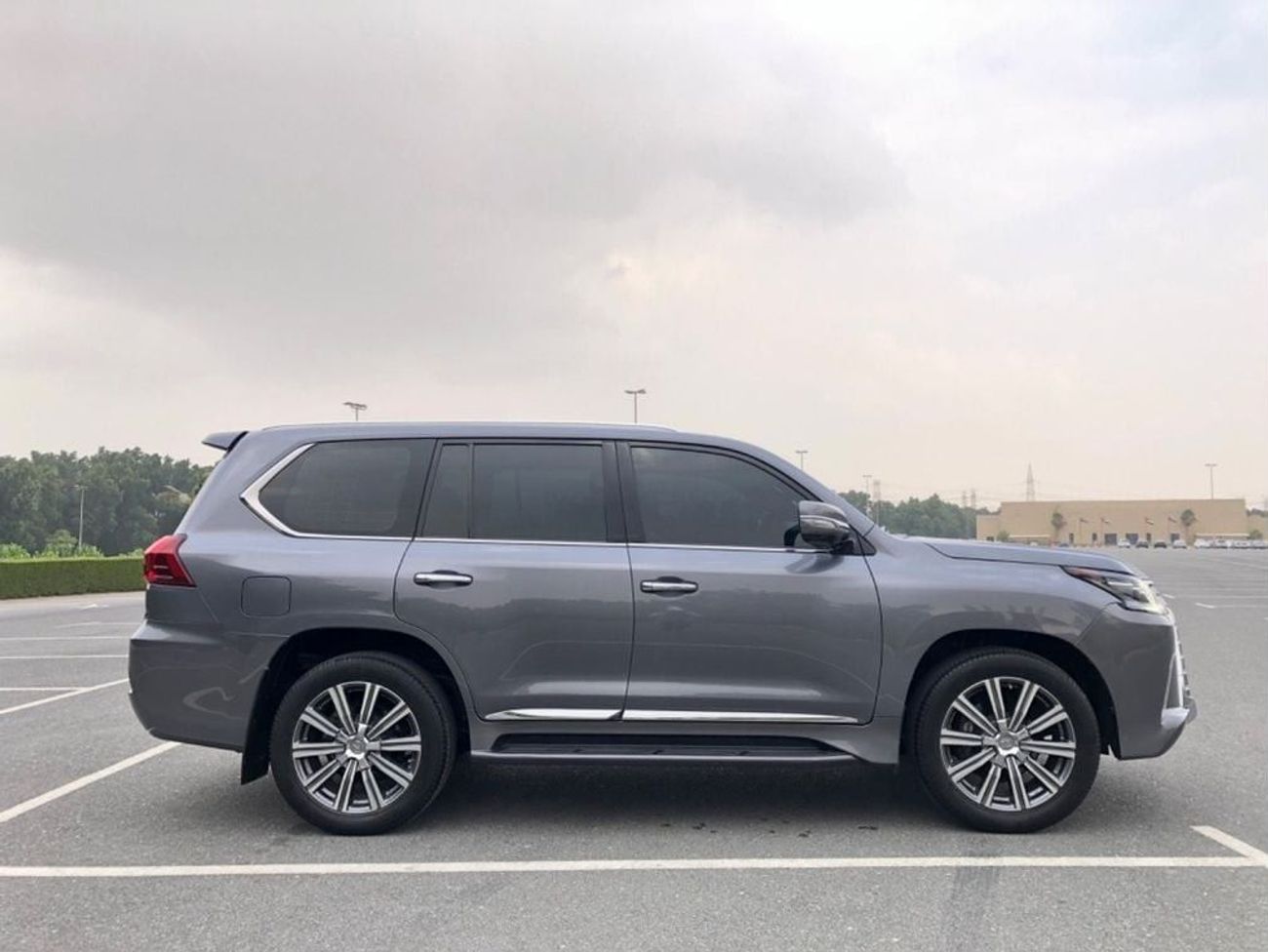 لكزس LX 570 Premier Plus 5.7L