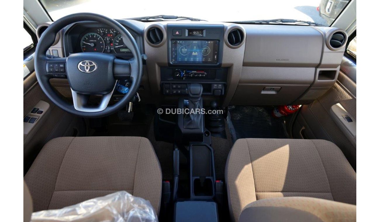 Toyota Land Cruiser 70 V6 4.0L Petrol 4WD 5 Seater Automatic - Mid Option