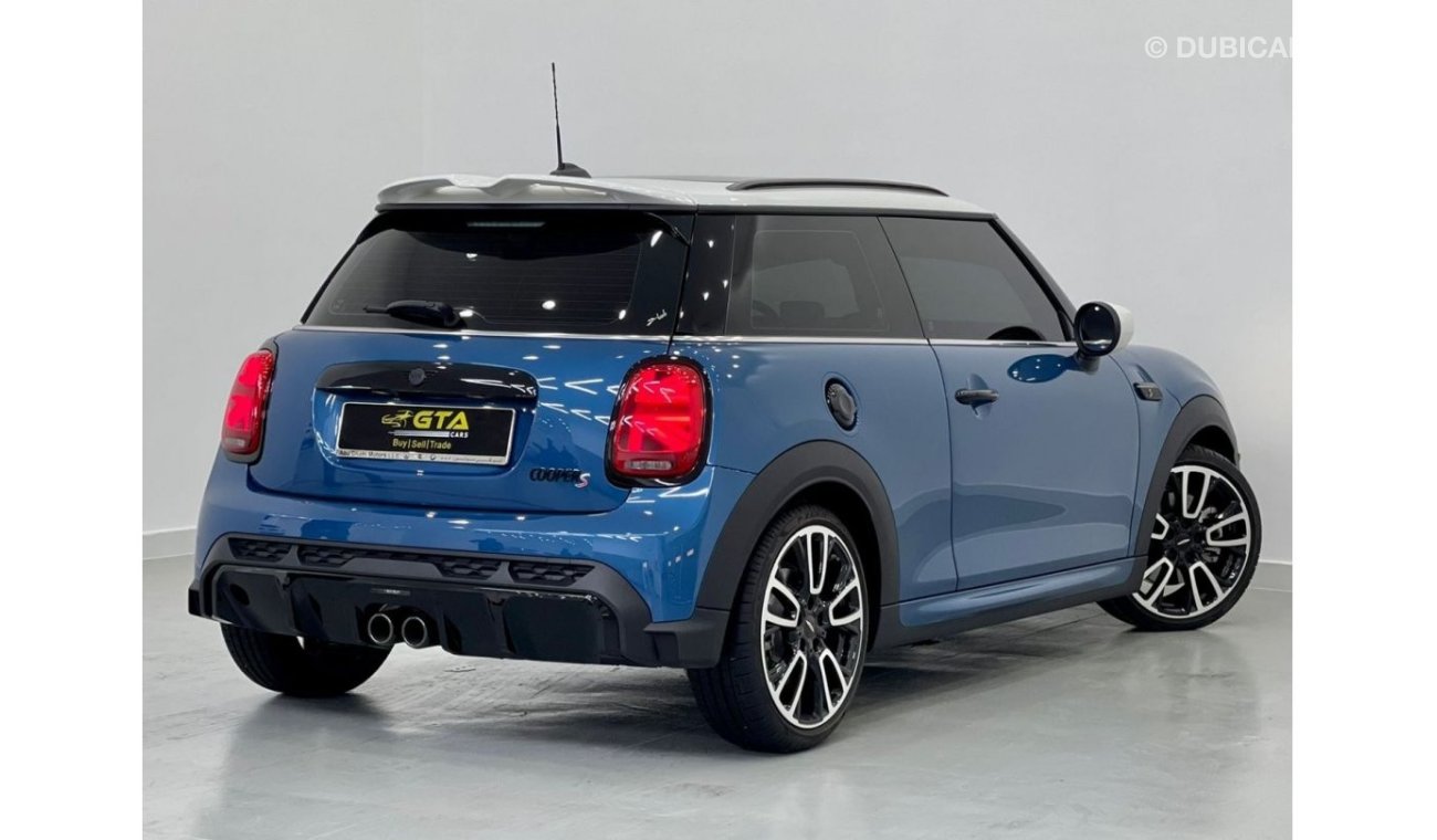 Mini Cooper S 2022 Brand New Mini Cooper S JCW Kit, BMW Warranty and Service Contrcat 2025, GCC