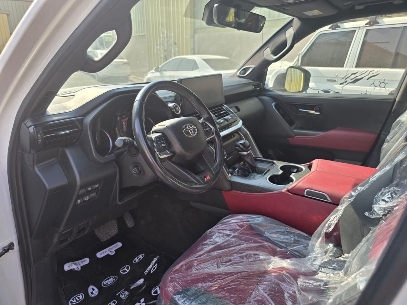 Toyota Land Cruiser VXR