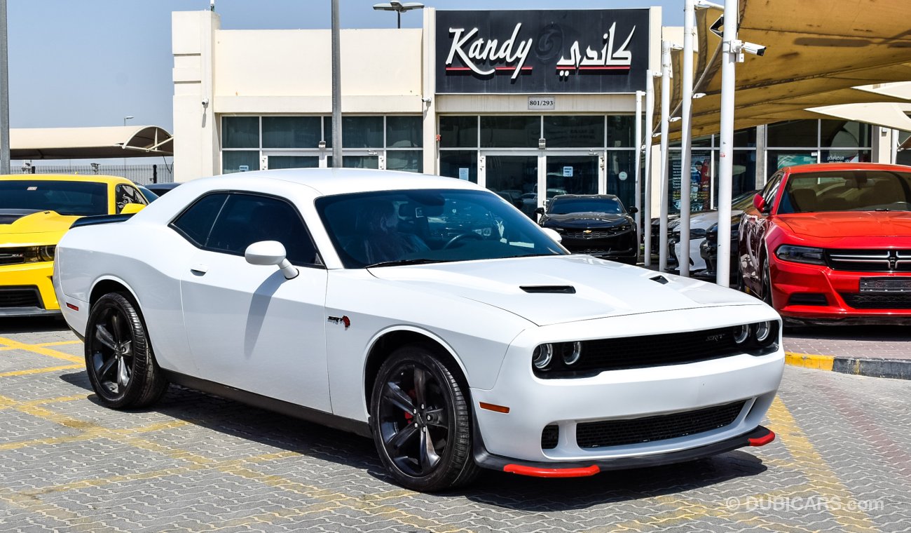 دودج تشالينجر SXT With SRT Kit