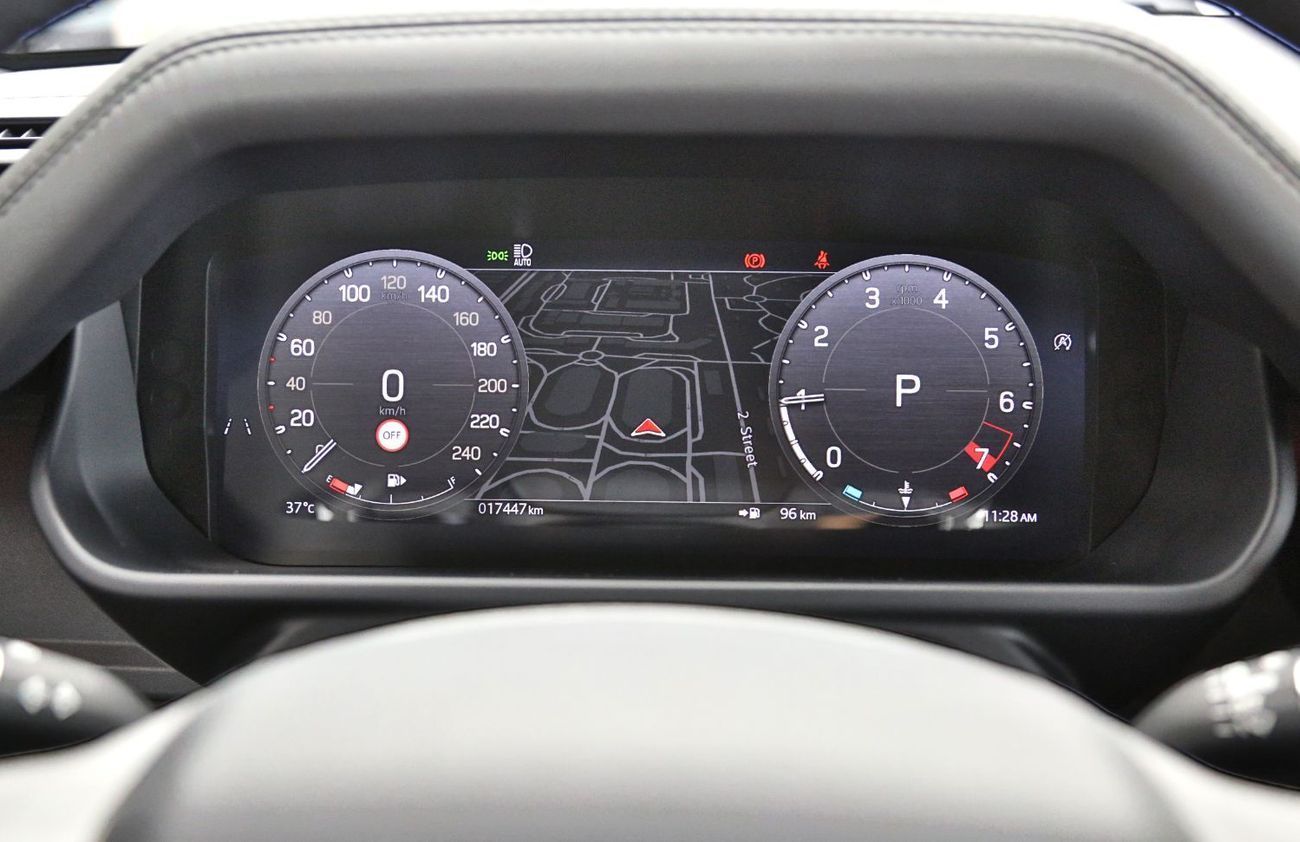 Land Rover Defender 2025 Plug-in P425 German Specification