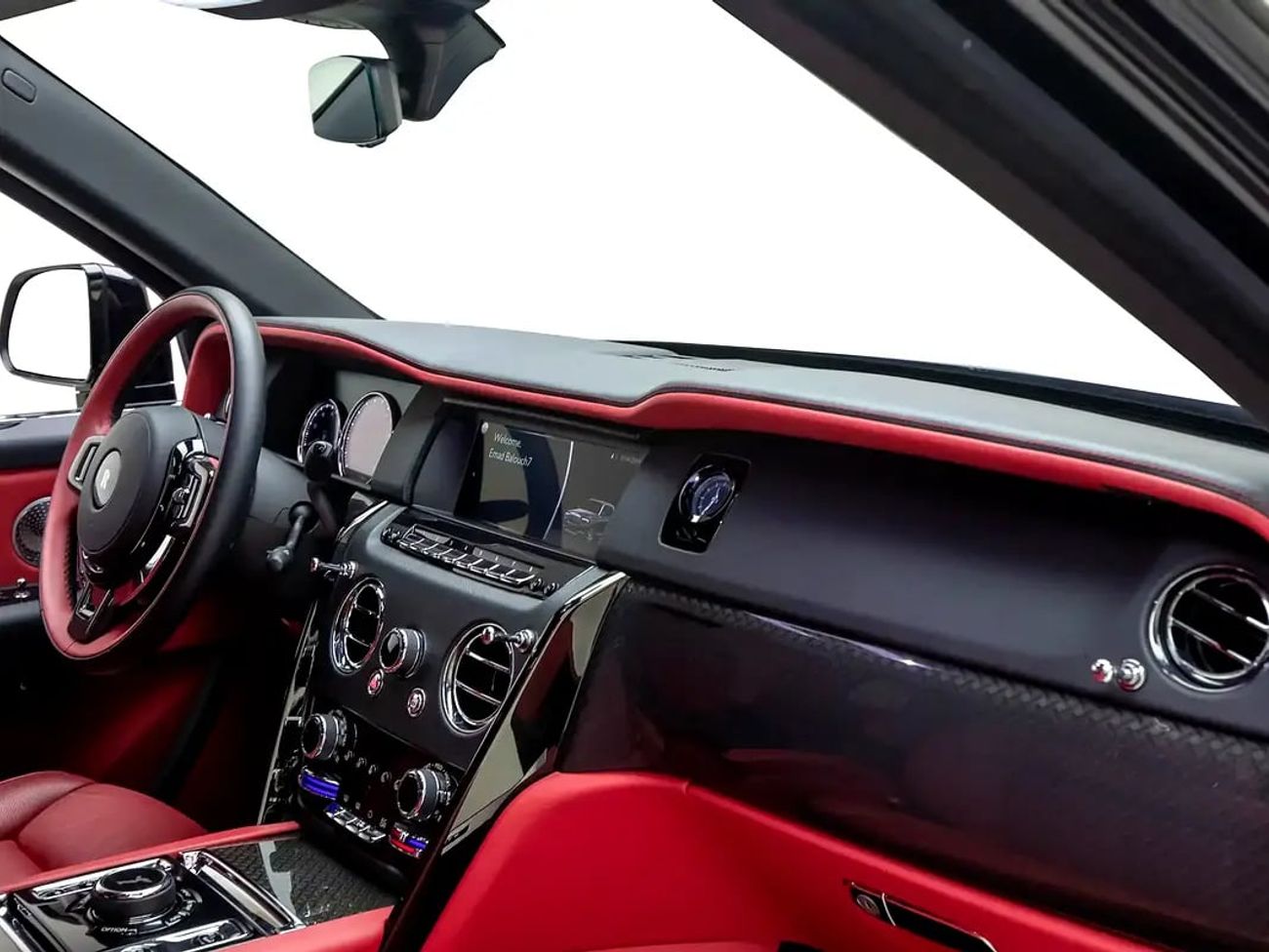 رولز رويس كولينان Black Badge