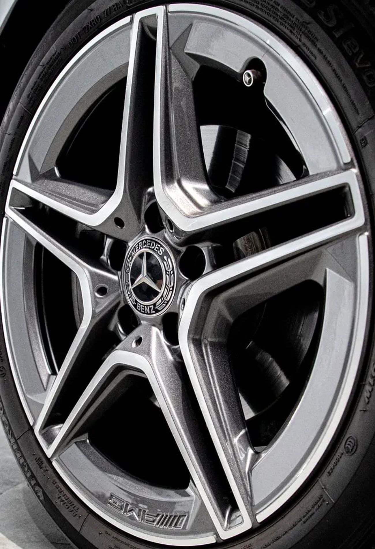 مرسيدس بنز A 200 AMG