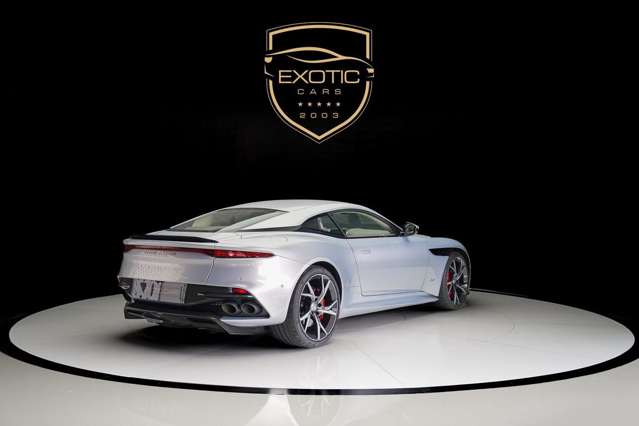 أستون مارتن DBS Superleggera 5.2L