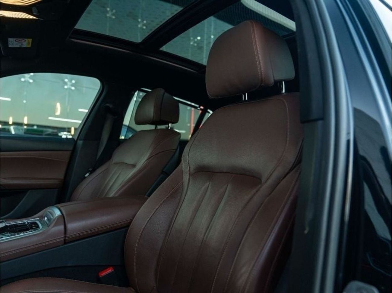 BMW X6 xDrive 40i 3.0L AED 3,145 • X6 XDRIVE 40i • 3.0L TURBO I6 • OFFICIAL BMW WARRANTY AND FULL SERVICE H