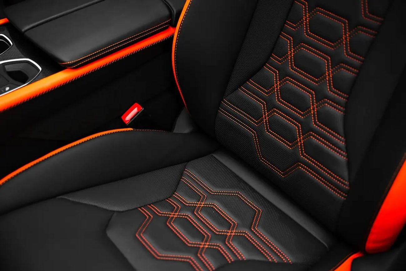 Lamborghini Urus SE 4.0T V8 Hybrid SE