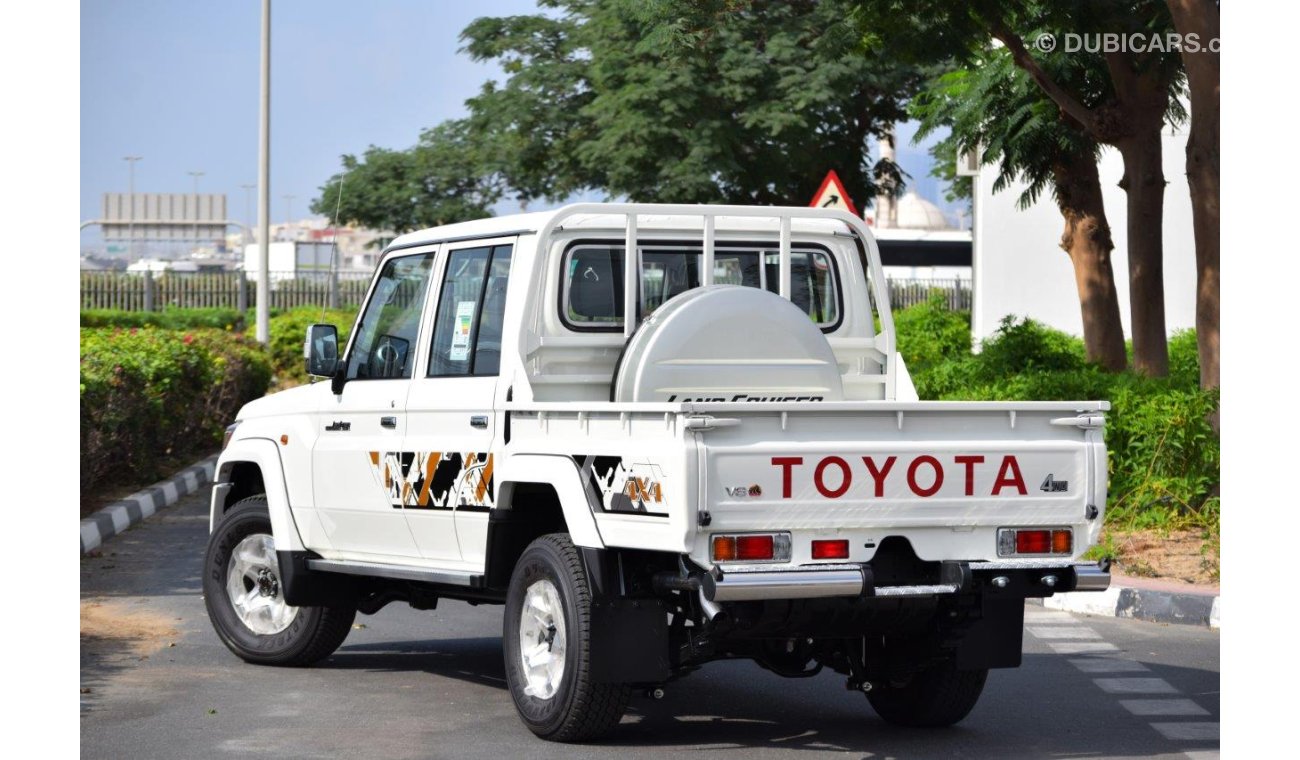 Toyota Land Cruiser Pick Up 79 DOUBLE CAB  LIMITED LX V8 4.5L TURBO DIESEL 5 SEAT MT