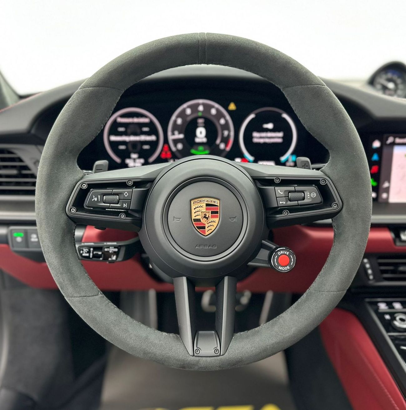 بورش 911 CARRERA GTS 2026 Porsche 911 Carrera GTS T-Hybrid, Brand New, Aerokit Carbon, 2028 Porsche Warranty, GCC