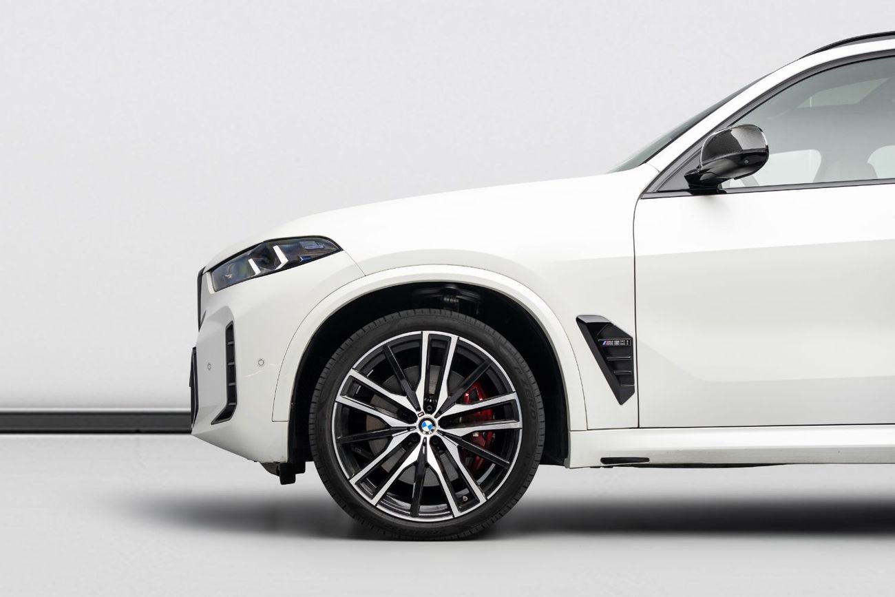 بي أم دبليو X5 M60i XDRIVE BUY NOW, PAY 2027 | THE BLACKLINE STANDARD | September 2029 Warranty + Service Contract,