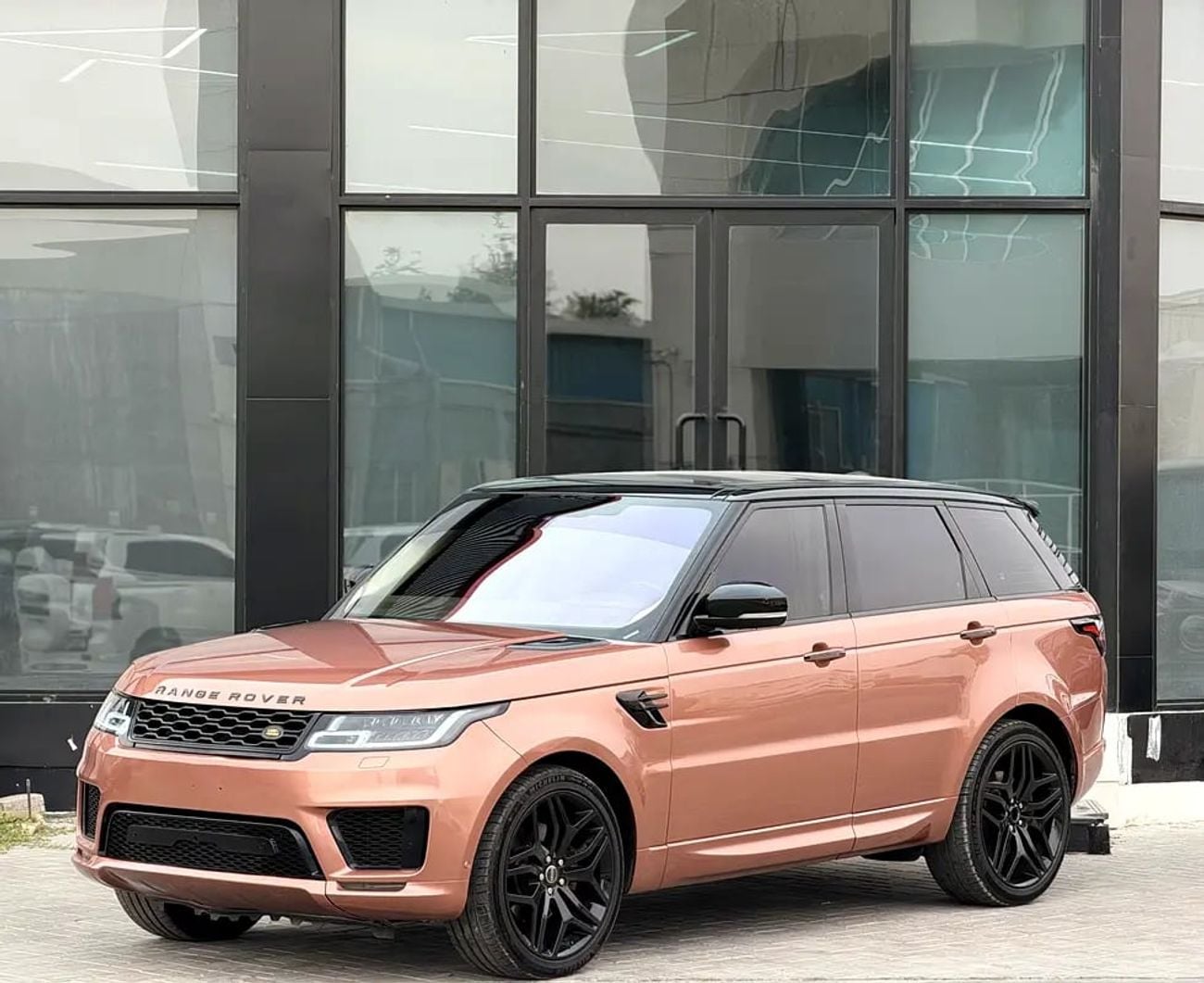 لاند روفر رينج روفر سبورت HSE Dynamic 5.0L MORYA JESWANI CARS FOR USED AUTOMOBILE TRADING CO.L.L.C