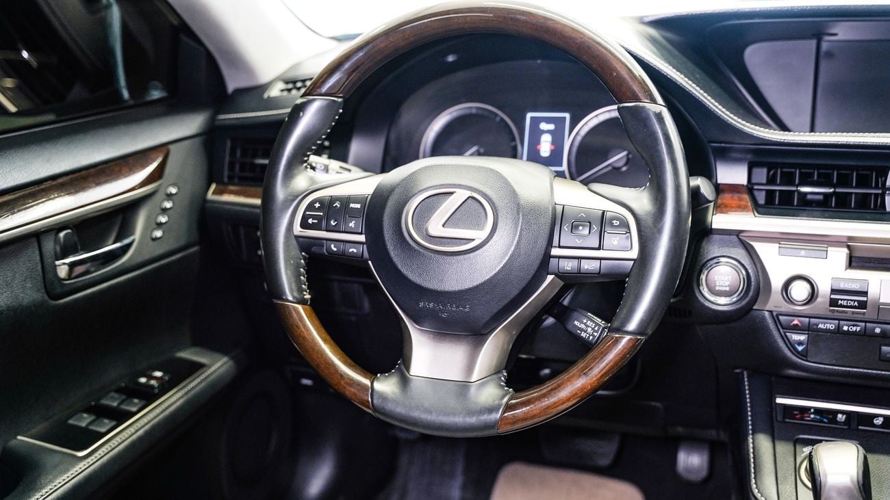 Lexus ES350