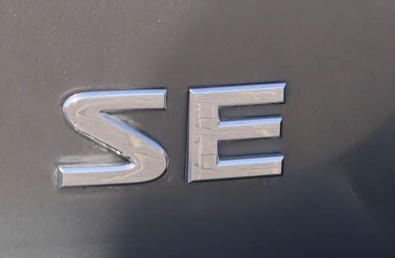 Nissan XTerra SE 2.5L RWD Nissan x-terra 2.5L 2021 GCC accident free in excellent condition 1213 P.M