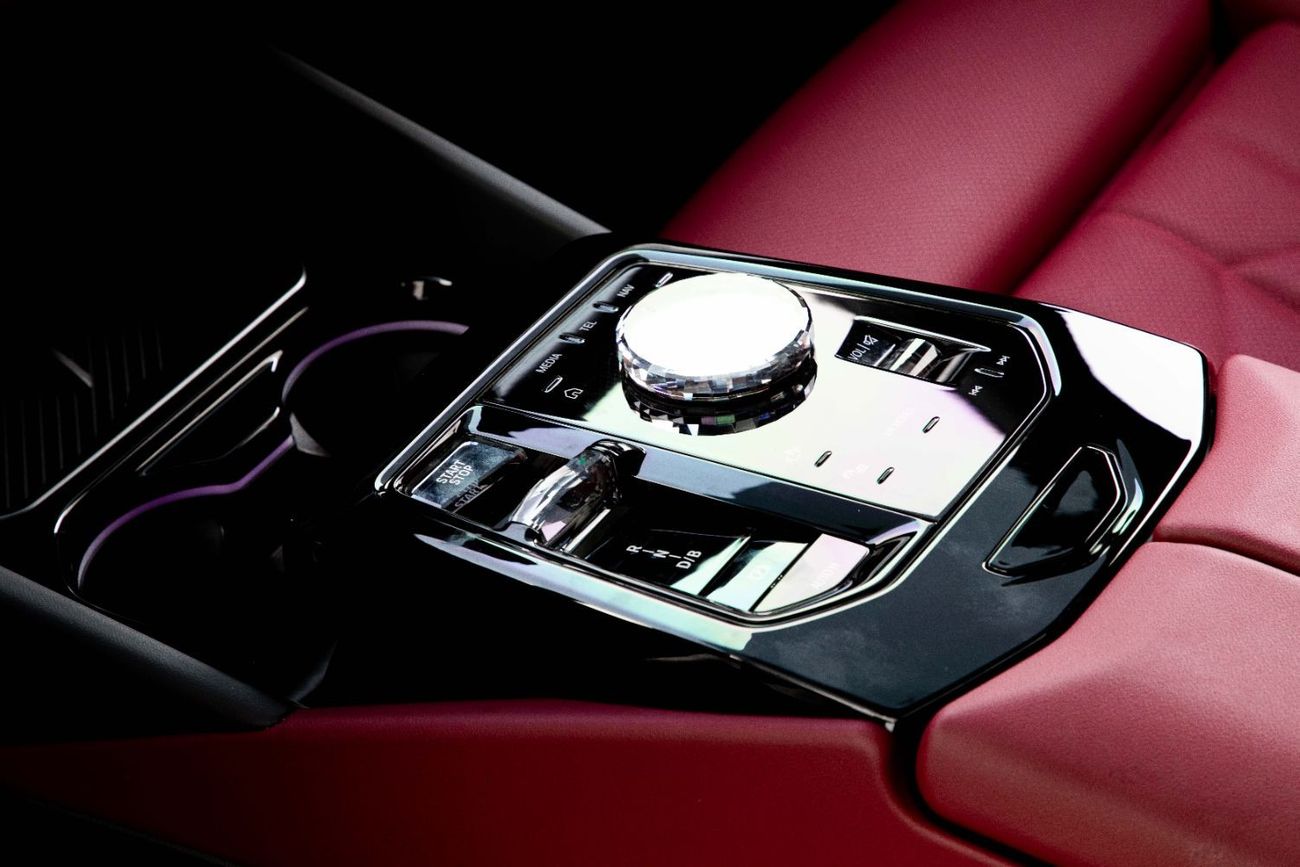 BMW i5 eDrive40 M Sport | 5,190 P.M  | 0% Downpayment | Agency Warranty!