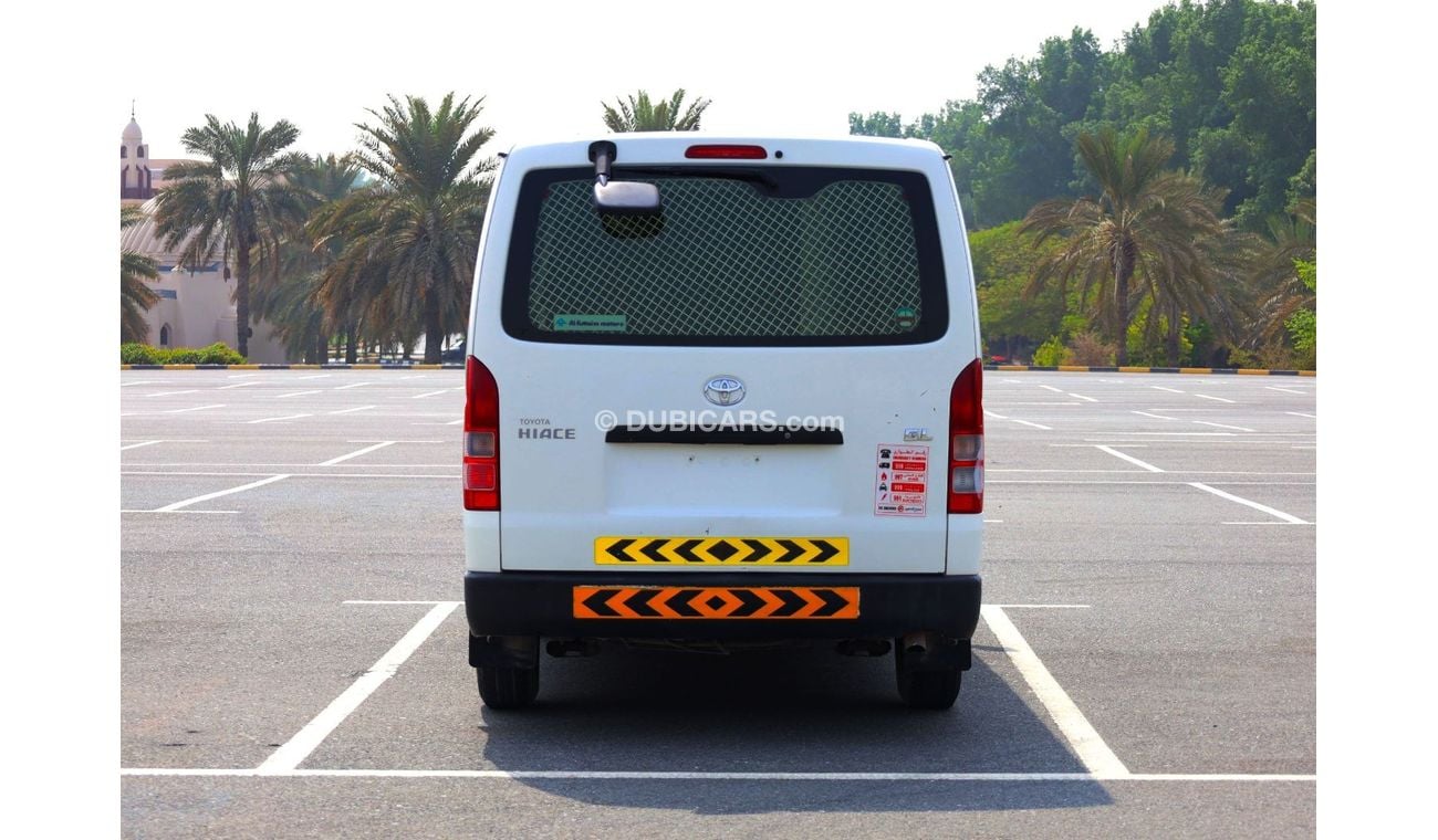 Toyota Hiace GL - Standard Roof 2.7L - Dry Delivery Van | Petrol | GCC Specs | Ready to Drive