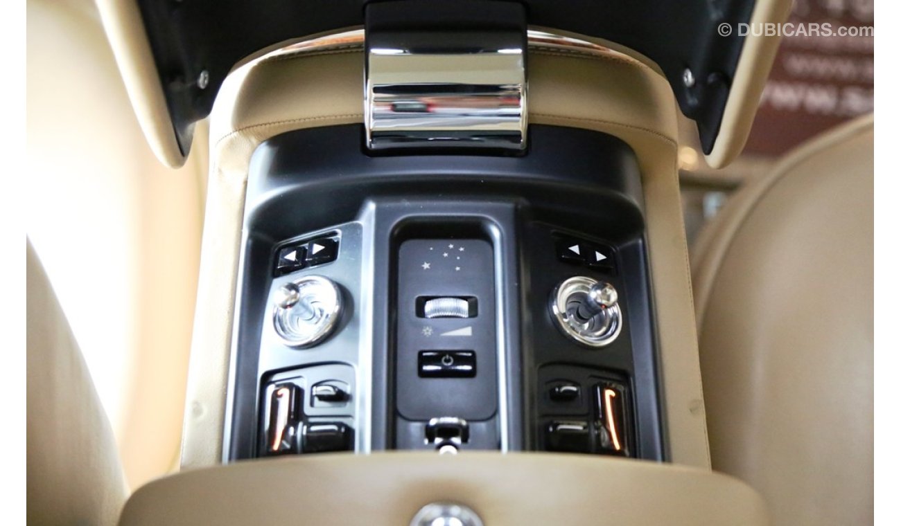 Rolls-Royce Phantom (2010 | GCC Specs)