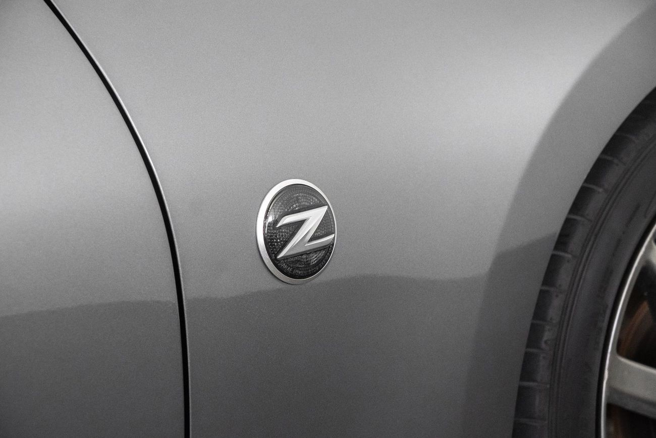 Nissan 370Z Std 3.7L (324 HP) Coupe 3.7L V6 VQ(328 HP) Coupe