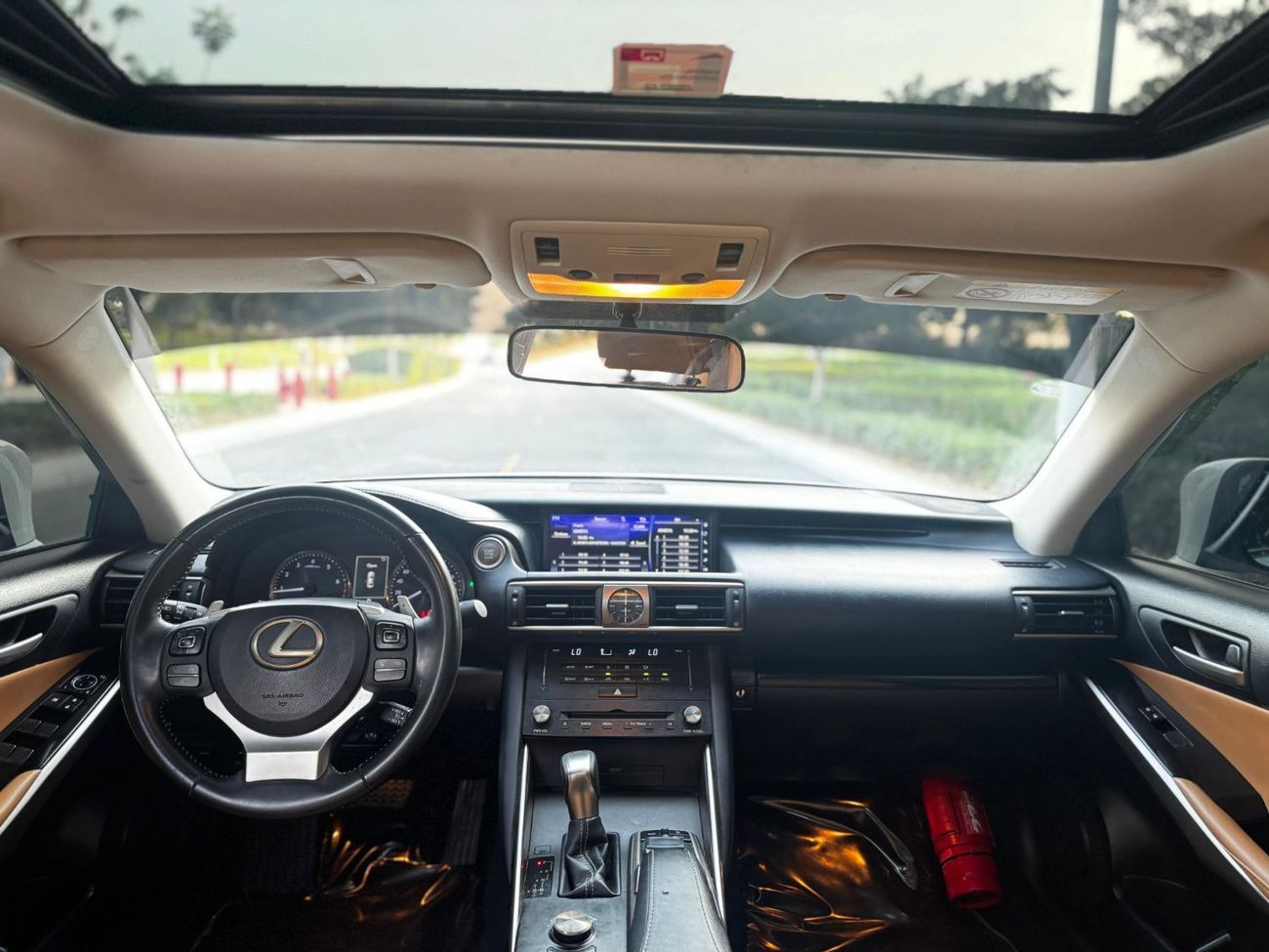 لكزس IS 300 Elegant 2.0L