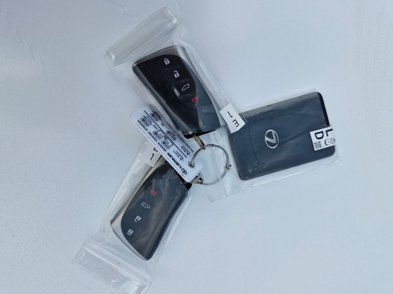 لكزس ES 350 ES350 Ultra Luxury 3.5L Petrol AT Full Brand New 0Km