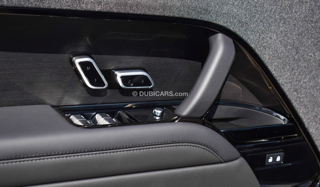 Land Rover Range Rover Sport MHEV P440e. Local Registration +10%