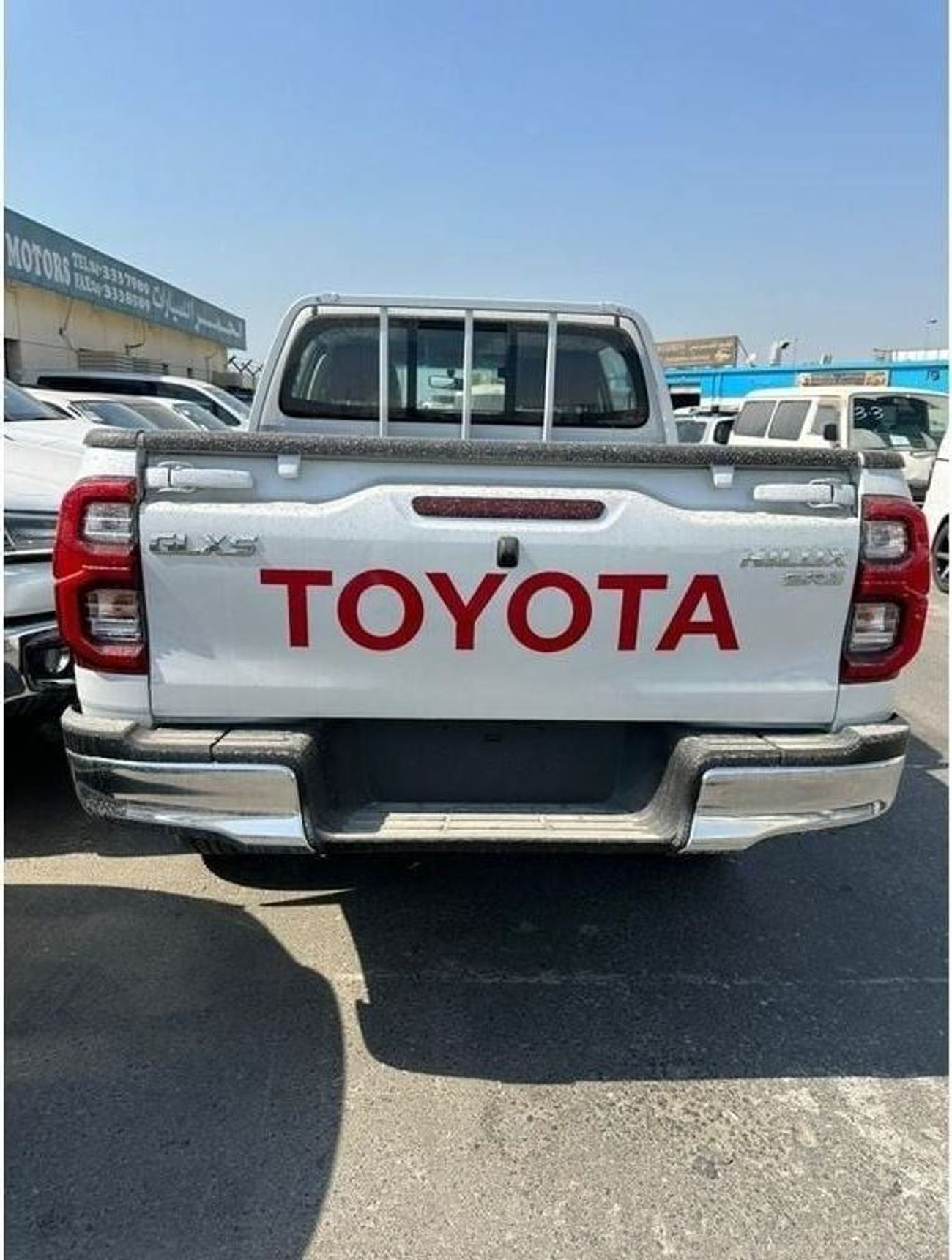 Toyota Hilux TOYOTA HILUX SR5 2.7L AT 2026 WITHOUT PUSH START