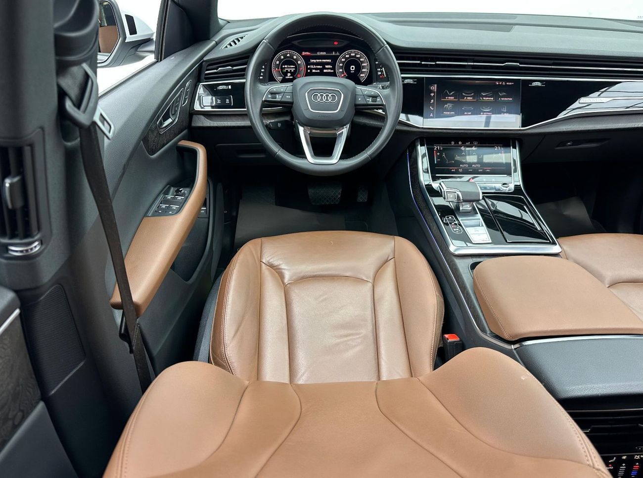 Audi Q8 55 TFSI quattro S-Line 3.0L (340 HP) 2020 Audi Q8 S-Line 55TFSI Quattro, Warranty, 2027 Audi Service