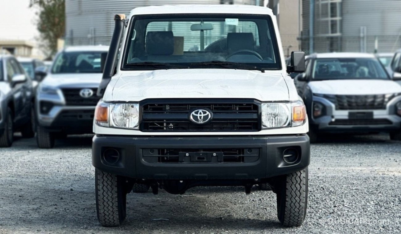 تويوتا لاند كروزر بيك آب Toyota land cruiser lc 79 single cabin 4.2L diesel MY23