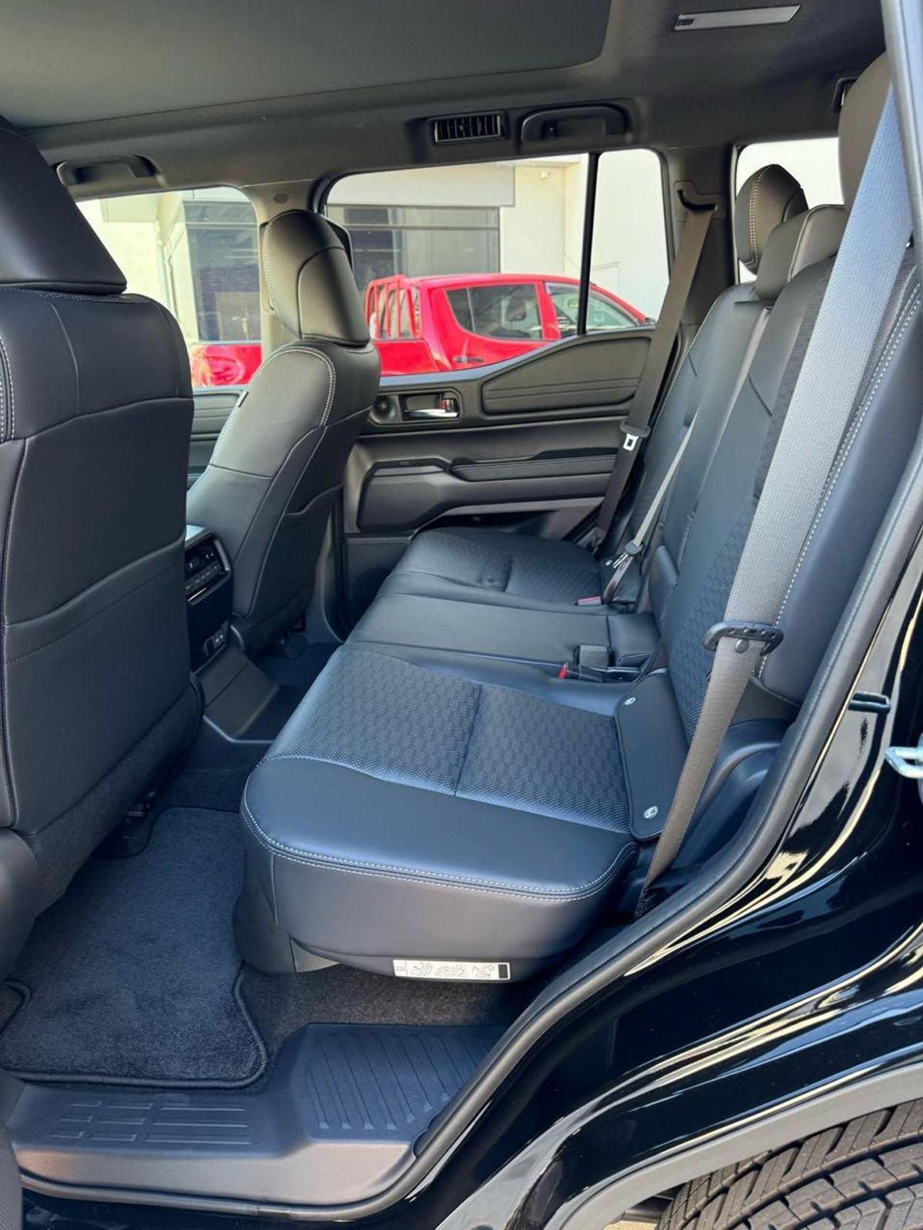 Toyota Prado BRAND NEW KAKADU BLACK EDITION | 2025 | 2800CC DIESEL ENGINE | 4WD | RHD | AUTOMATIC TRANSMISSION |