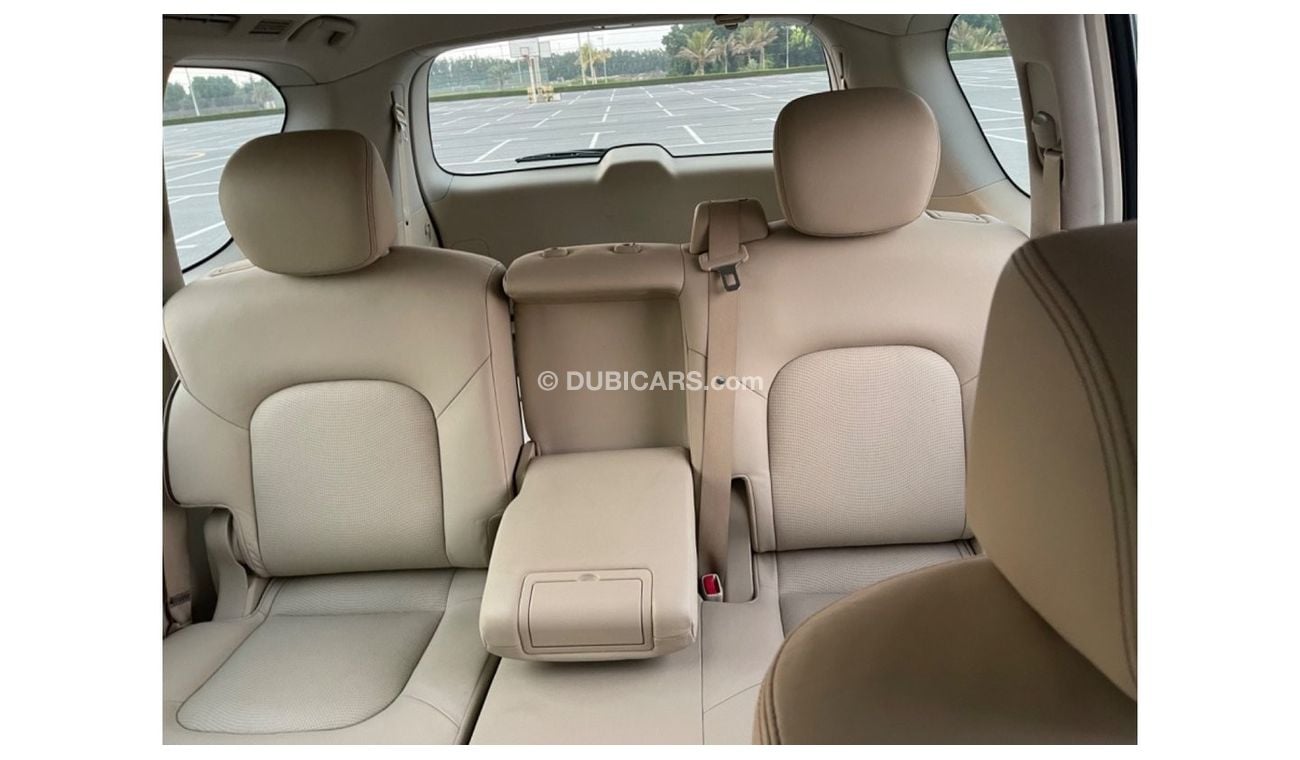 نيسان باترول NISSAN PATROL 400  V8  MODEL 2011( GCC_ SPEC) VERY GOOD CONDITION