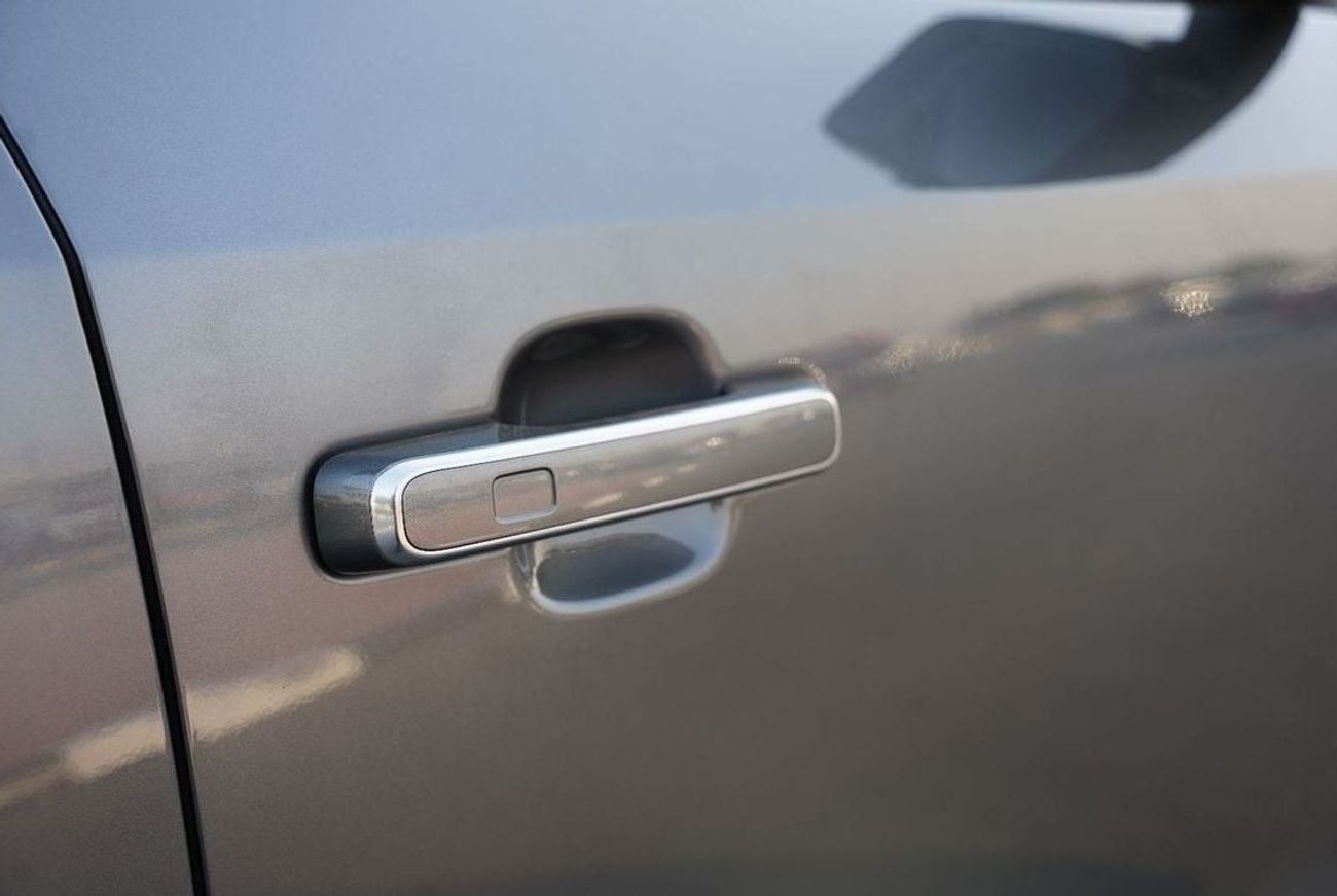 روكس 01 2025 ROX 01 VIP  Hybrid SUV 6Seaters with 2 keys AWD 0Km